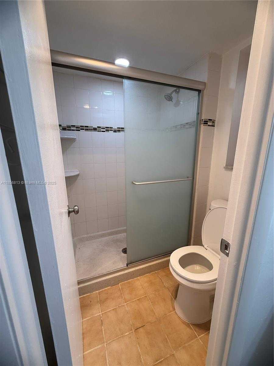 Small Image of 20441 NORTH EAST 30TH AVE #112-9, Aventura Number 2
