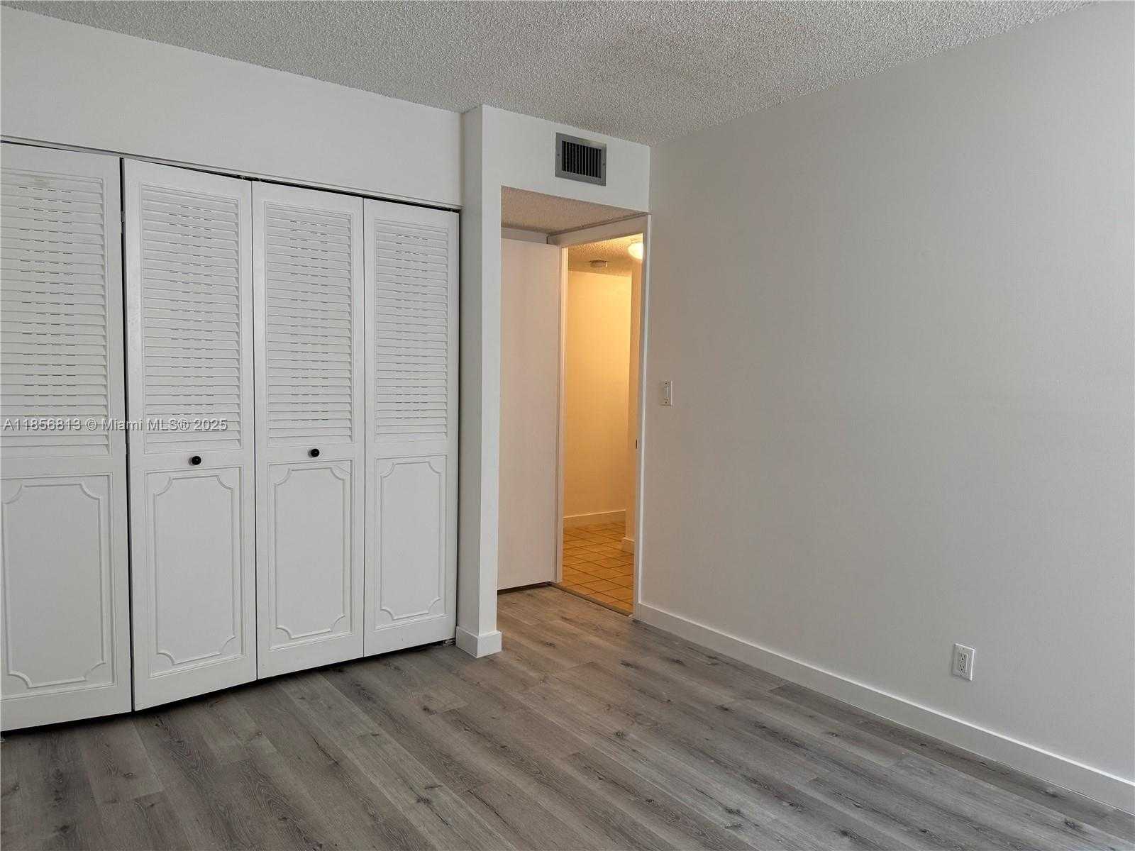 Small Image of 20441 NORTH EAST 30TH AVE #112-9, Aventura Number 6
