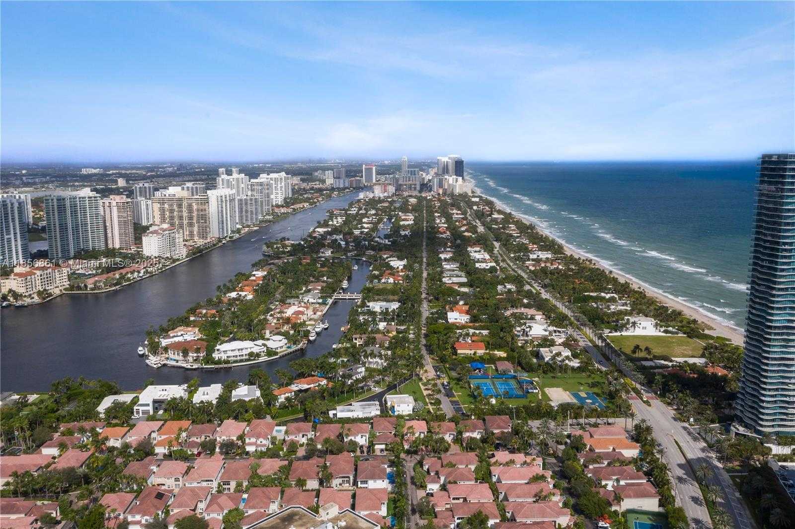 Small Image of 4011 194TH TRL, Sunny Isles Beach Number 21