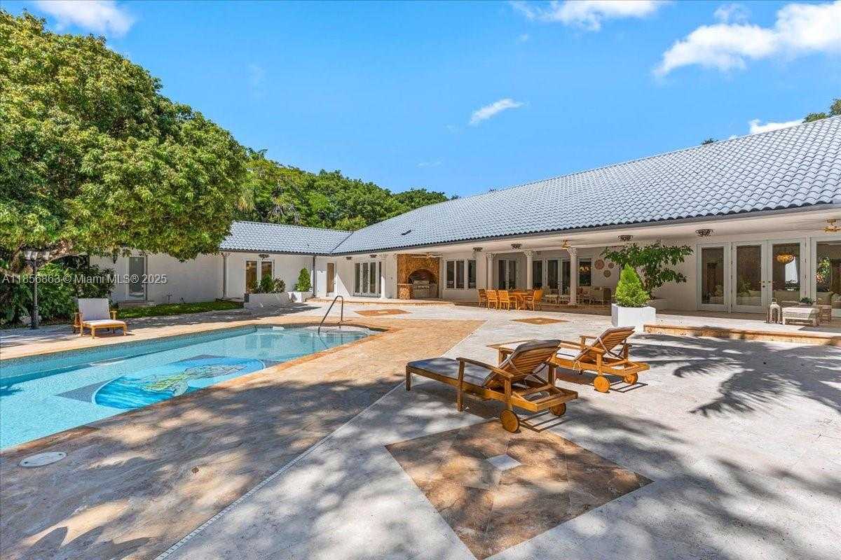 Small Image of 9400 OLD CUTLER RD, Coral Gables Number 5
