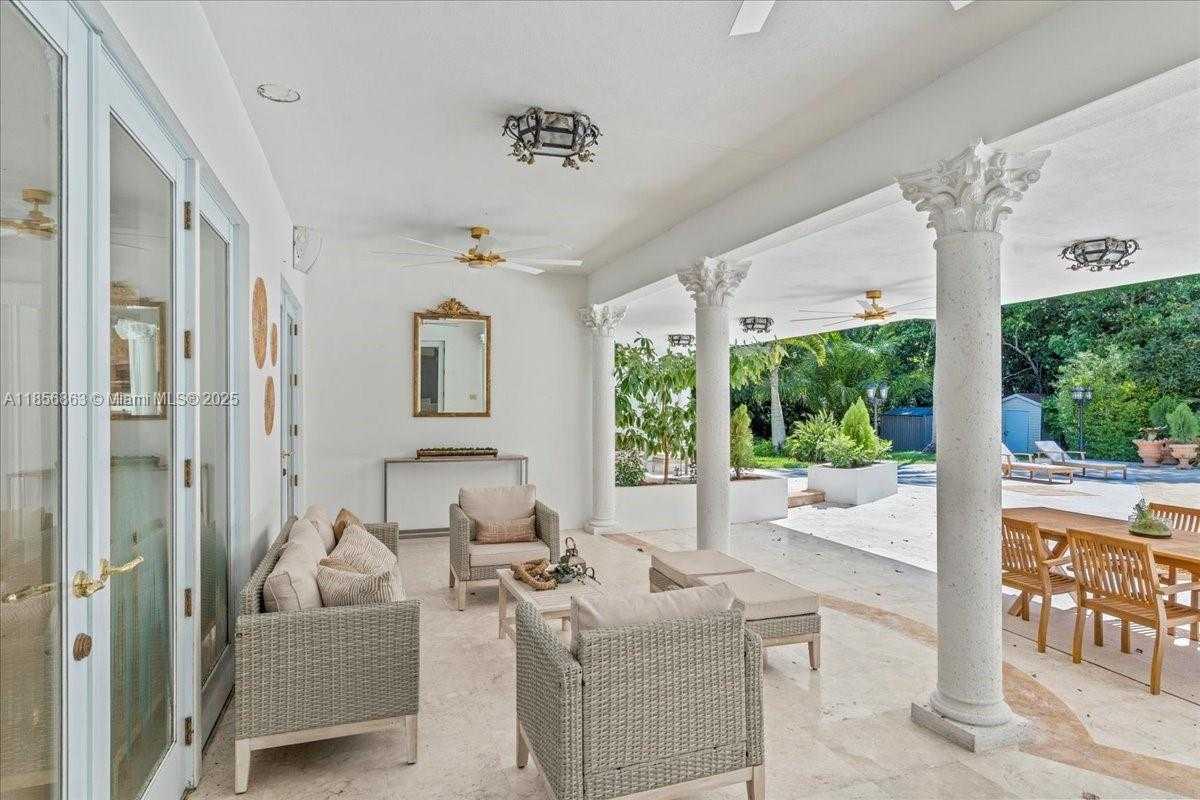 Small Image of 9400 OLD CUTLER RD, Coral Gables Number 52