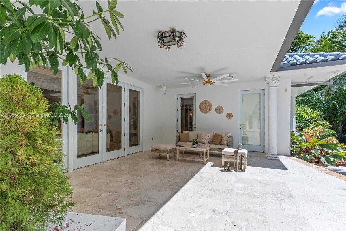 Small Image of 9400 OLD CUTLER RD, Coral Gables Number 56