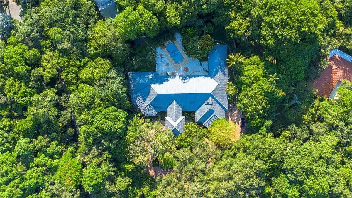 Small Image of 9400 OLD CUTLER RD, Coral Gables Number 6