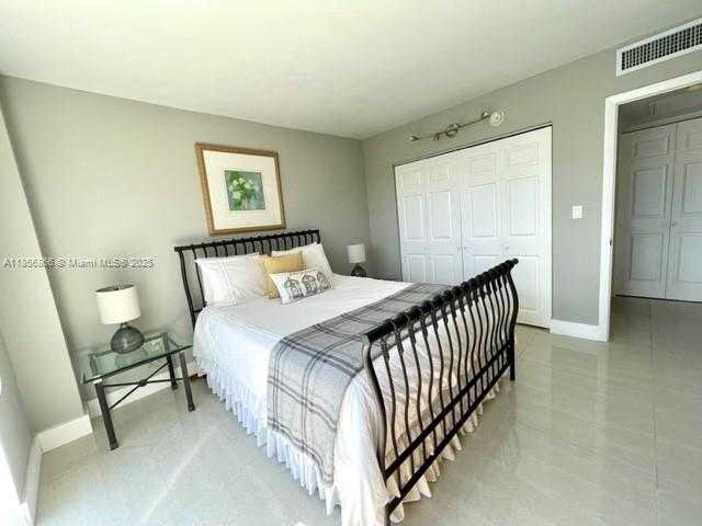 Small Image of 9721 EAST BAY HARBOR DR #4D, Bay Harbor Islands Number 19
