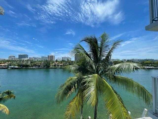 Small Image of 9721 EAST BAY HARBOR DR #4D, Bay Harbor Islands Number 27