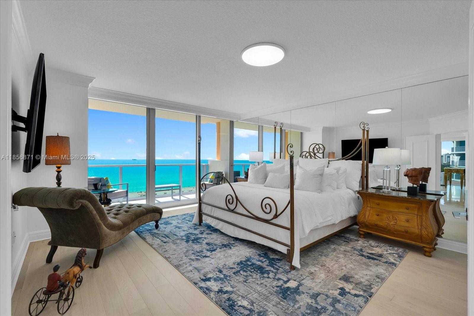 Small Image of 1455 OCEAN DR #909, Miami Beach Number 11