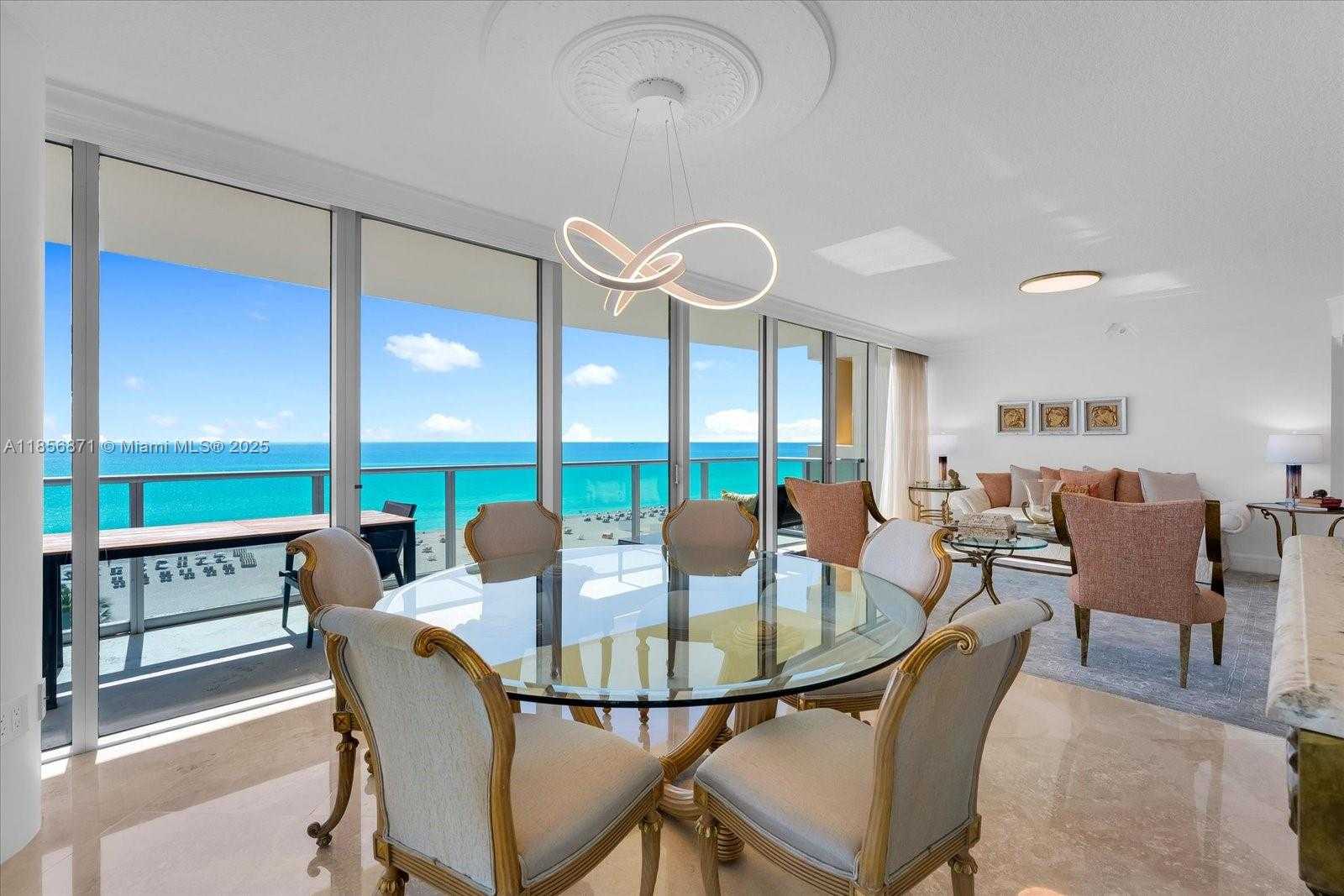 Small Image of 1455 OCEAN DR #909, Miami Beach Number 2