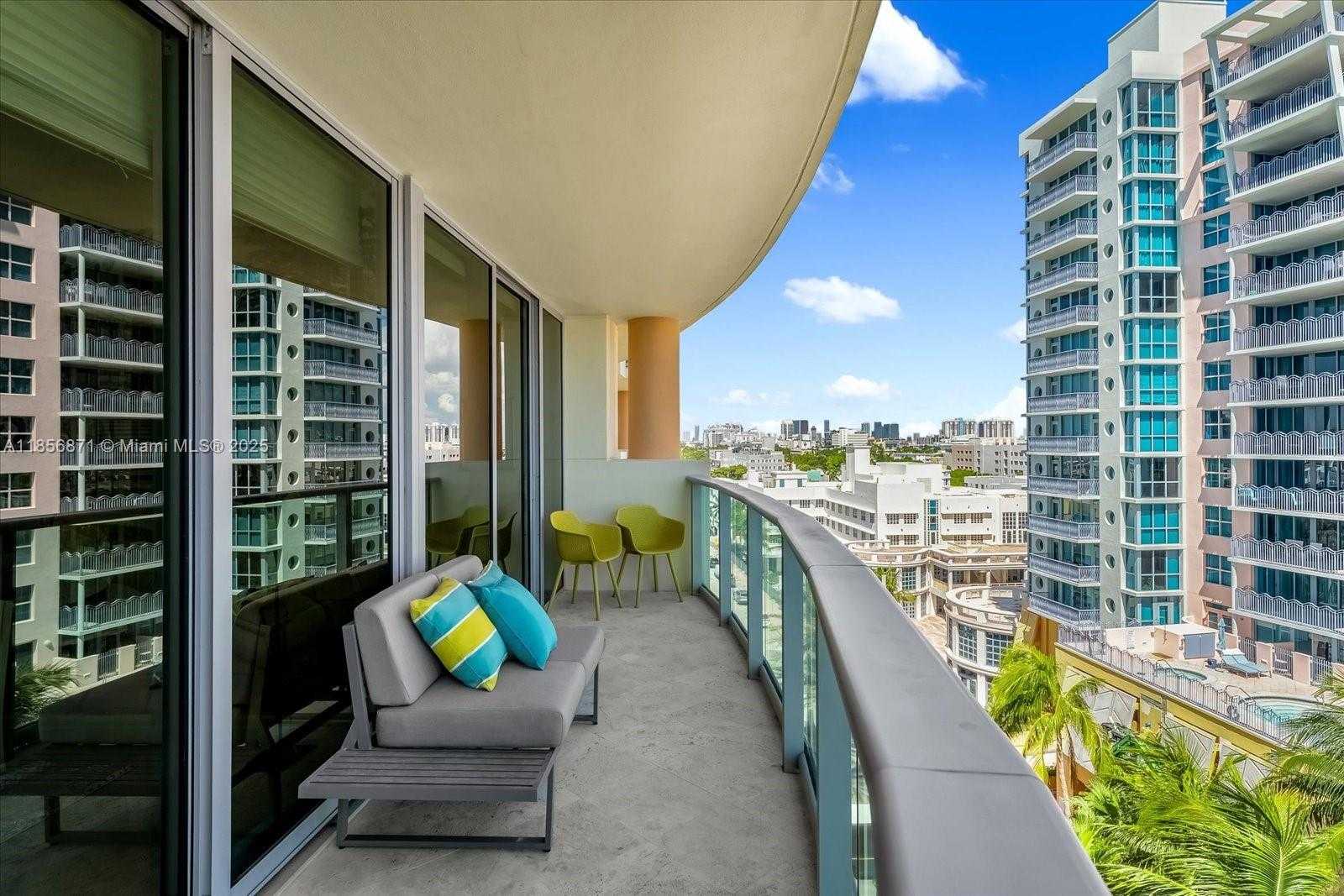 Small Image of 1455 OCEAN DR #909, Miami Beach Number 21