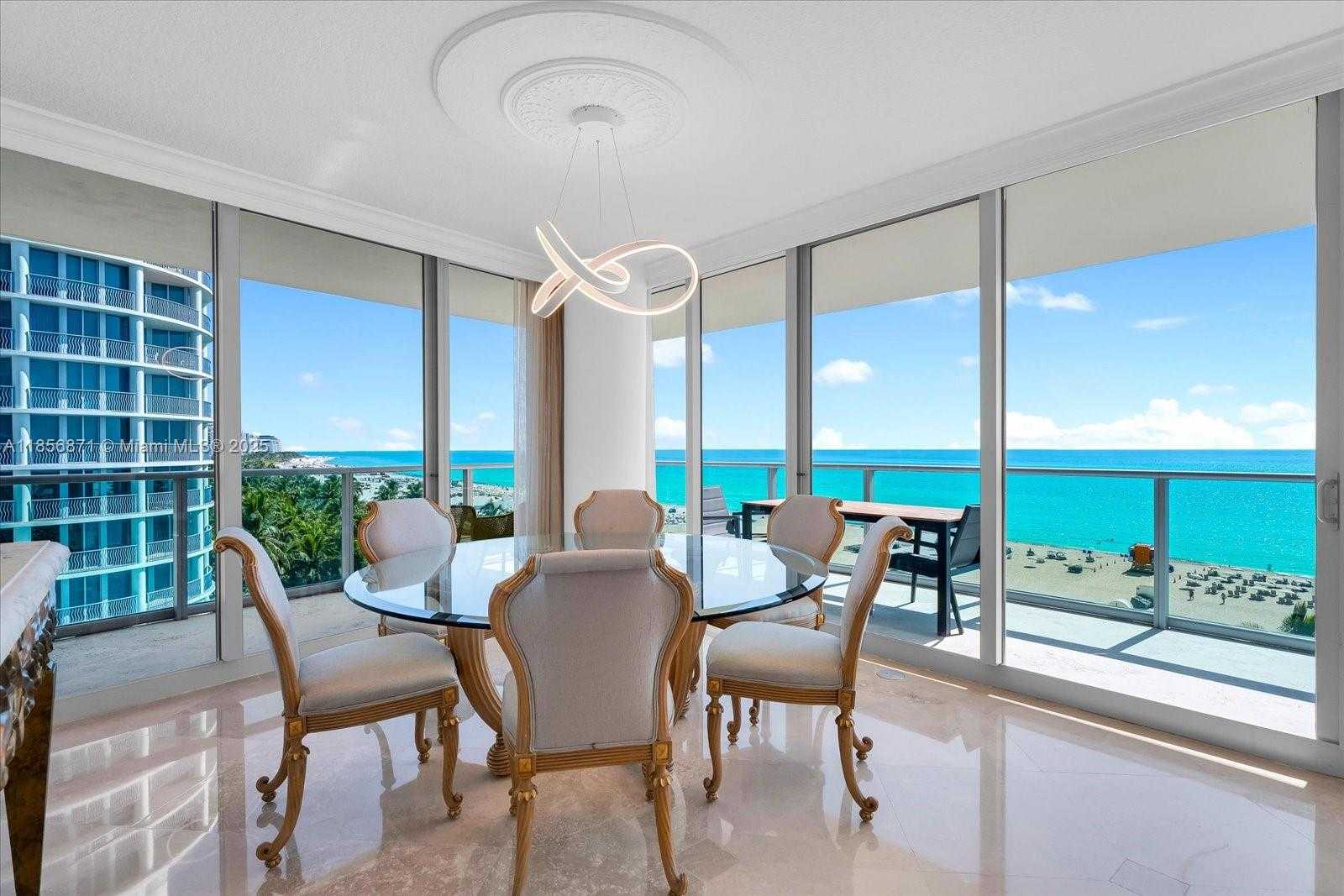 Small Image of 1455 OCEAN DR #909, Miami Beach Number 4