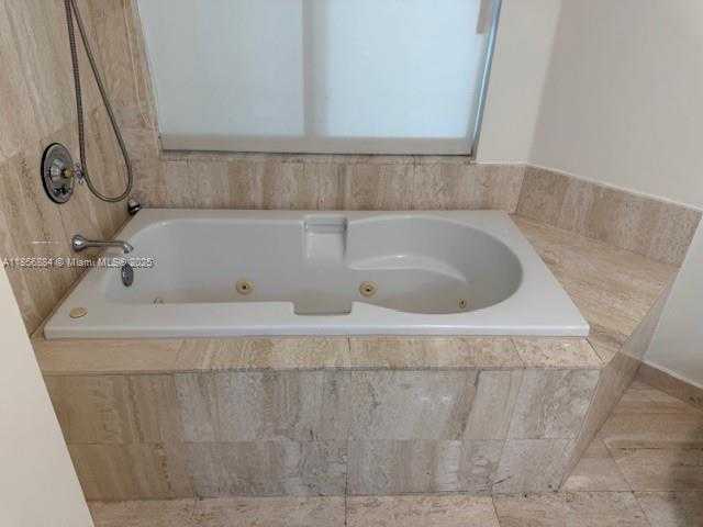 Small Image of 18671 COLLINS AVE #1803, Sunny Isles Beach Number 9