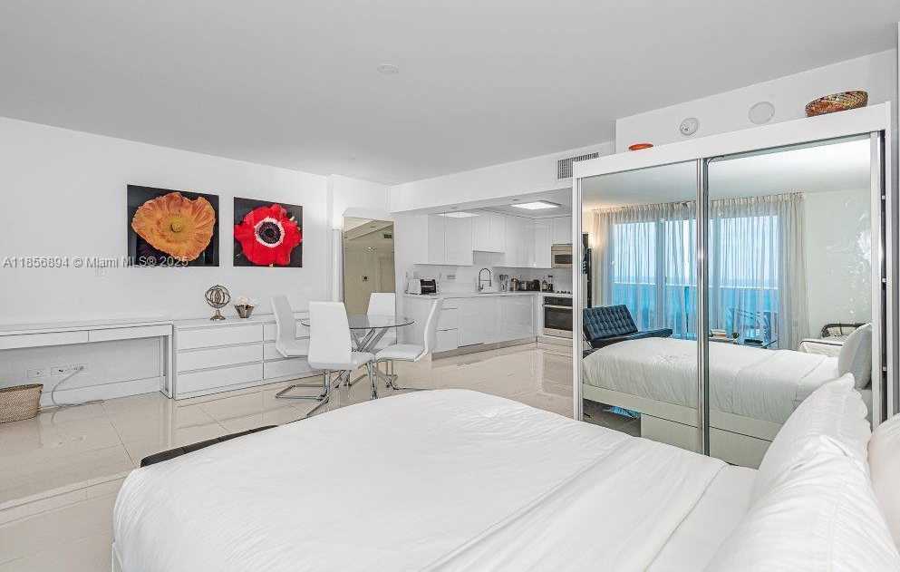 Small Image of 2301 COLLINS AVE #841, Miami Beach Number 12