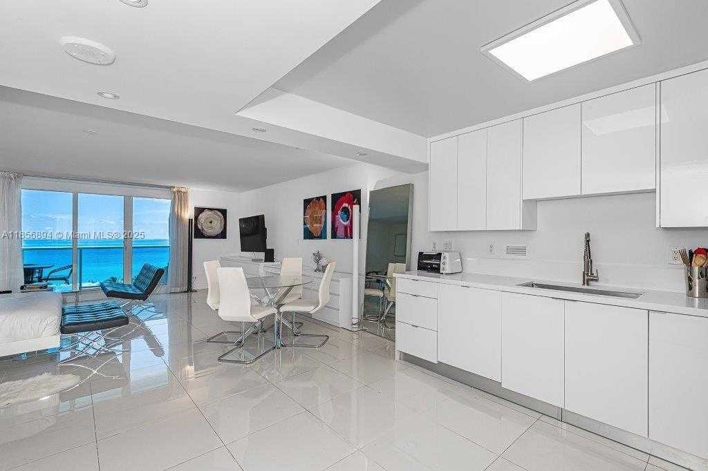 Small Image of 2301 COLLINS AVE #841, Miami Beach Number 19
