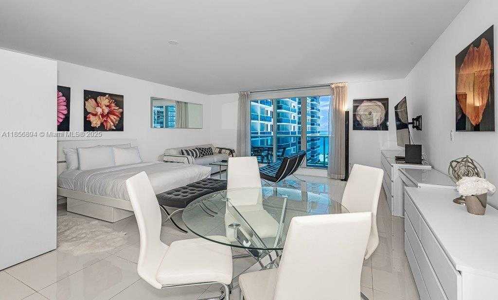 Small Image of 2301 COLLINS AVE #841, Miami Beach Number 21