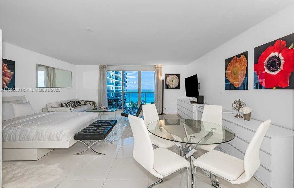 Small Image of 2301 COLLINS AVE #841, Miami Beach Number 23