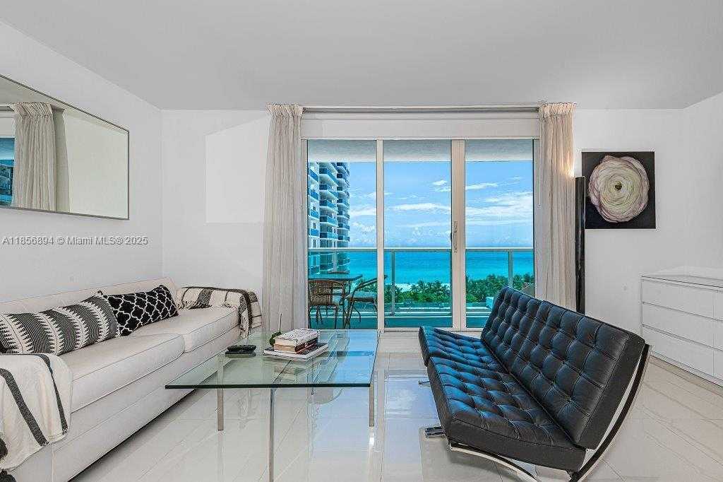 Small Image of 2301 COLLINS AVE #841, Miami Beach Number 5