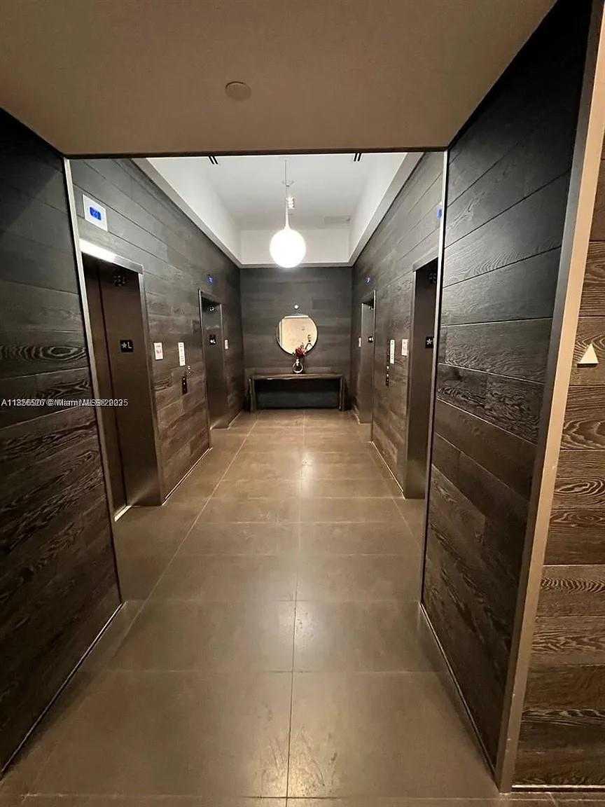 Small Image of 1600 NORTH EAST 1ST AVE #3407, Miami Number 33