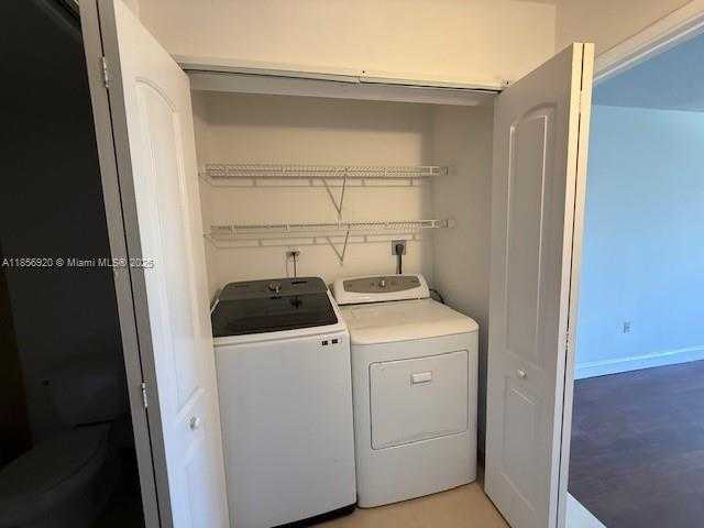 Small Image of 19801 EAST COUNTRY CLUB DR #4506, Aventura Number 6