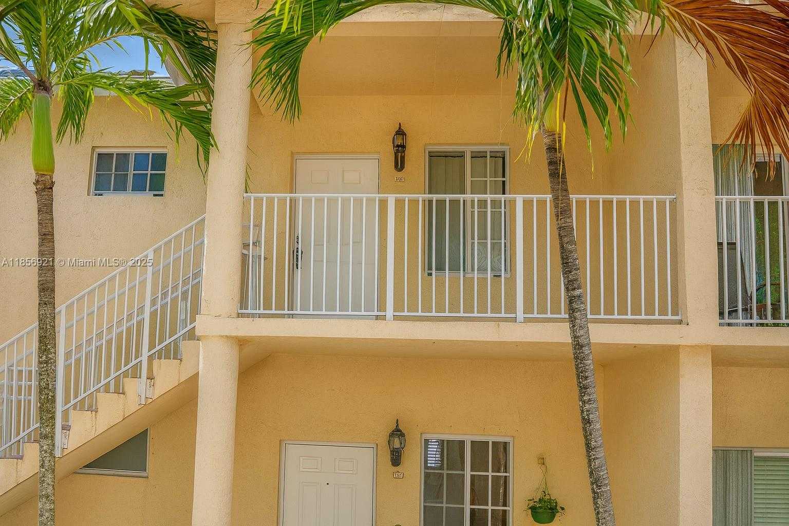 Small Image of 6972 NORTH WEST 179TH ST #209-4, Hialeah Number 3