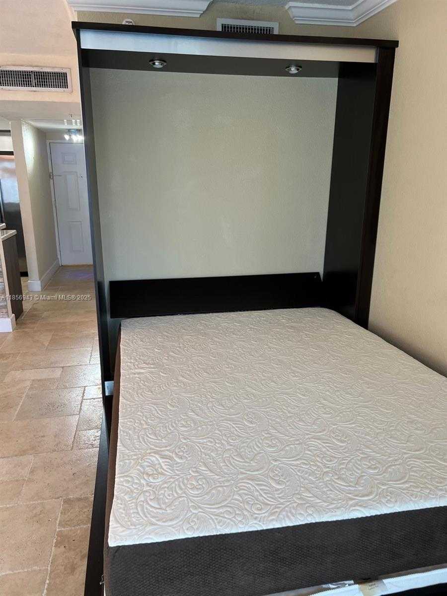 Small Image of 2501 SOUTH OCEAN DR #1112, Hollywood Number 13