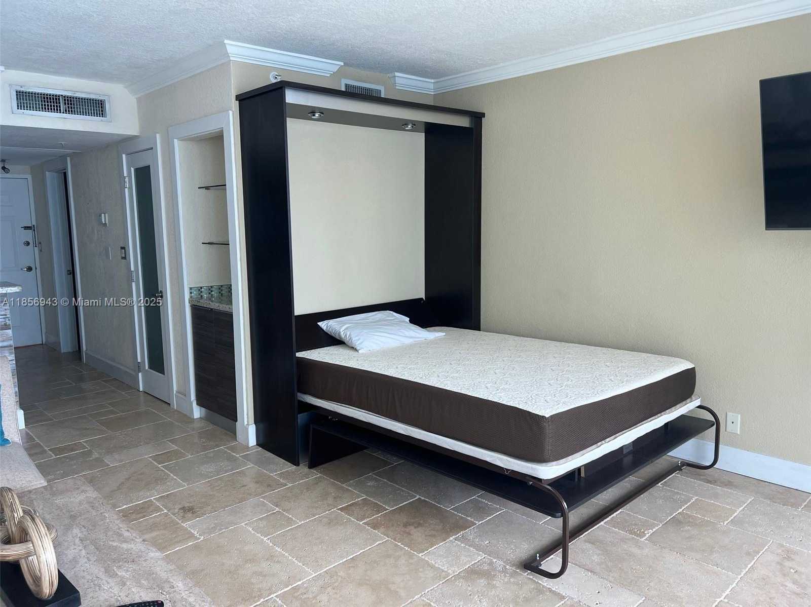 Small Image of 2501 SOUTH OCEAN DR #1112, Hollywood Number 27