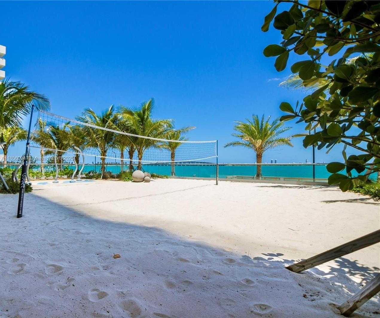Small Image of 2900 NORTH EAST 7TH AVE #LPH-4505, Miami Number 15