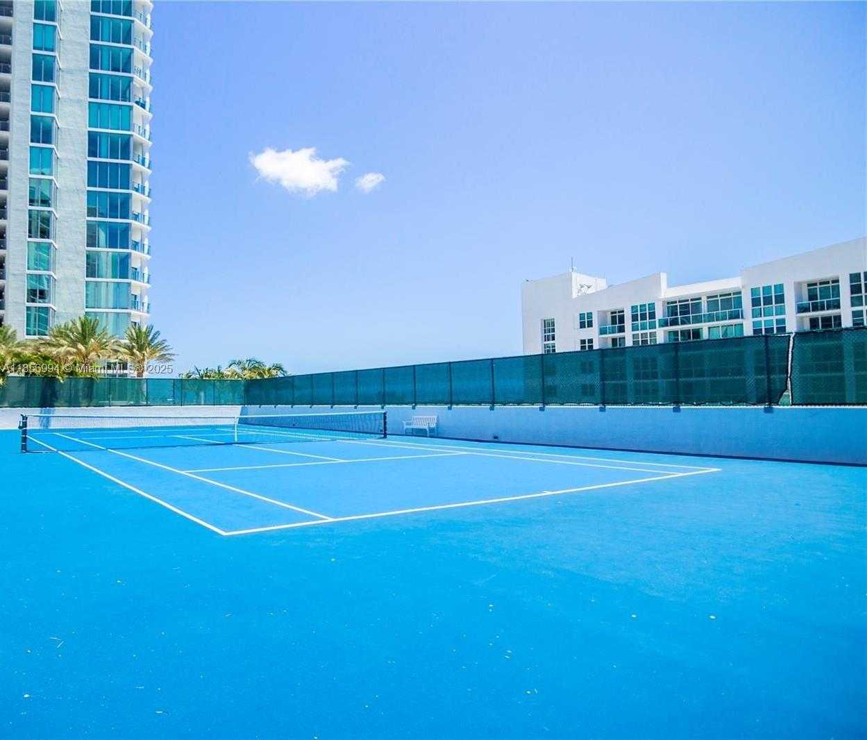 Small Image of 2900 NORTH EAST 7TH AVE #LPH-4505, Miami Number 21