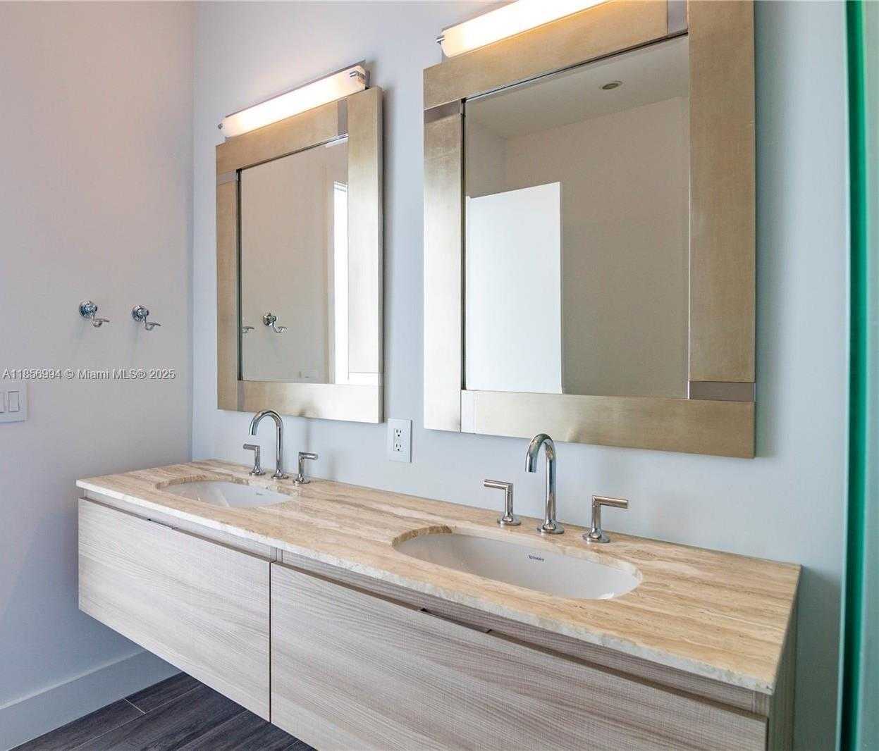 Small Image of 2900 NORTH EAST 7TH AVE #LPH-4505, Miami Number 9