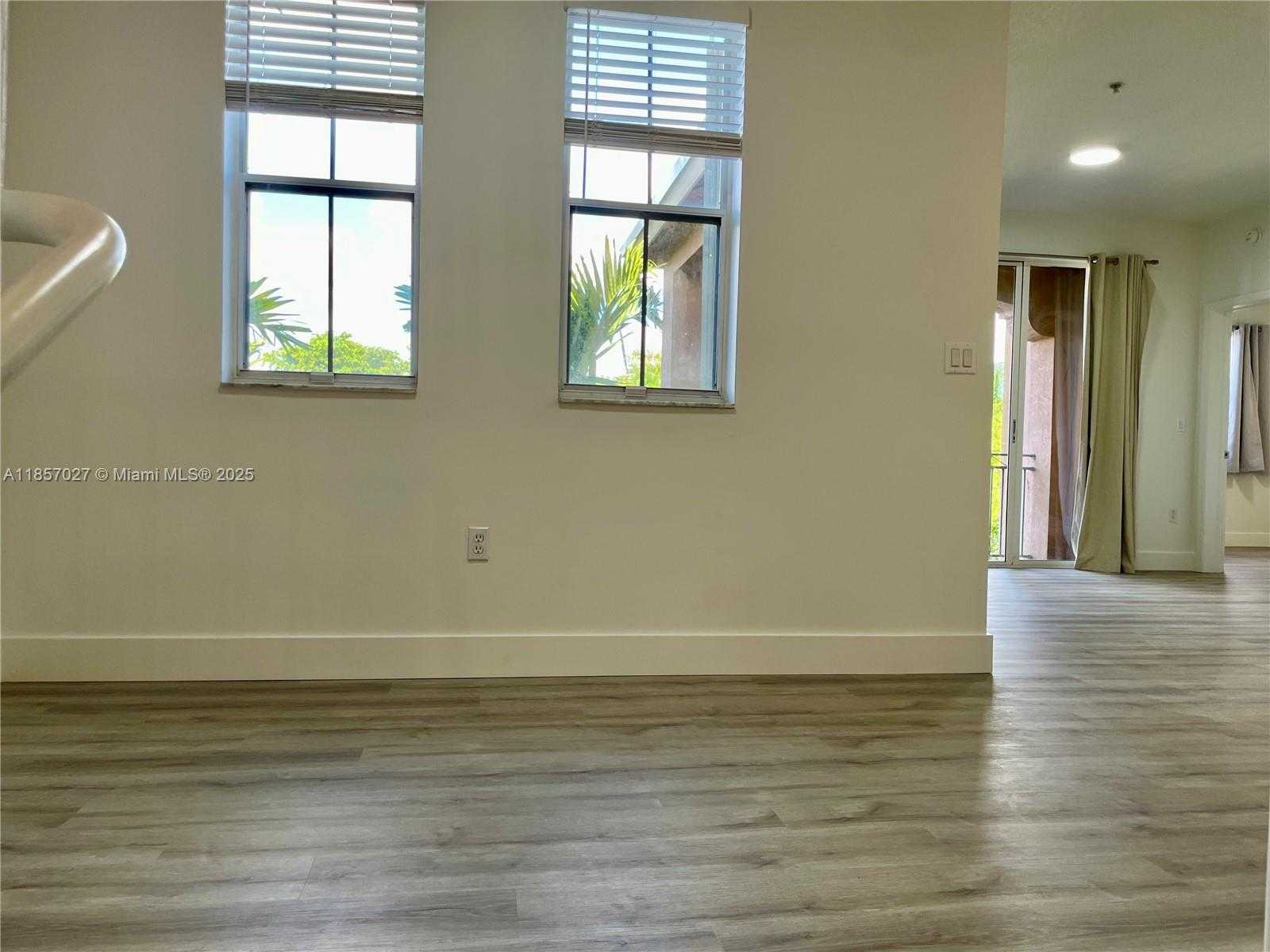 Small Image of 6420 NORTH WEST 114TH AVE #1333, Doral Number 12