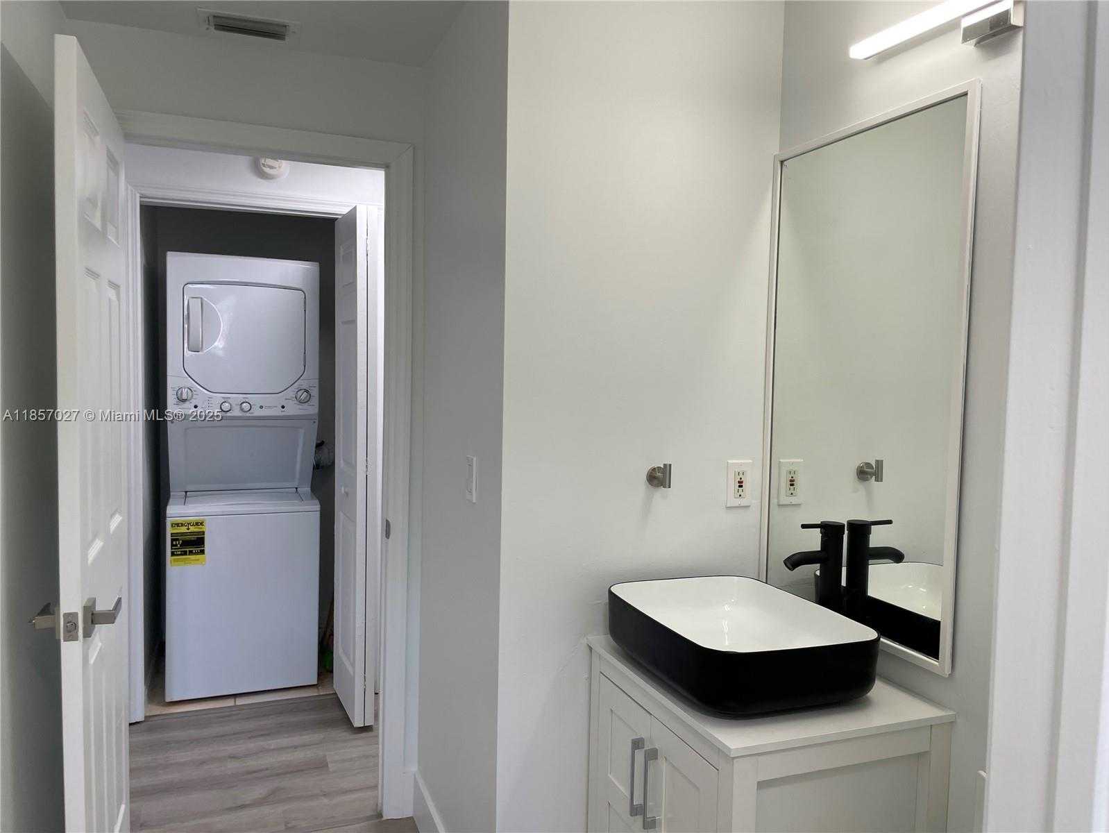Small Image of 6420 NORTH WEST 114TH AVE #1333, Doral Number 13