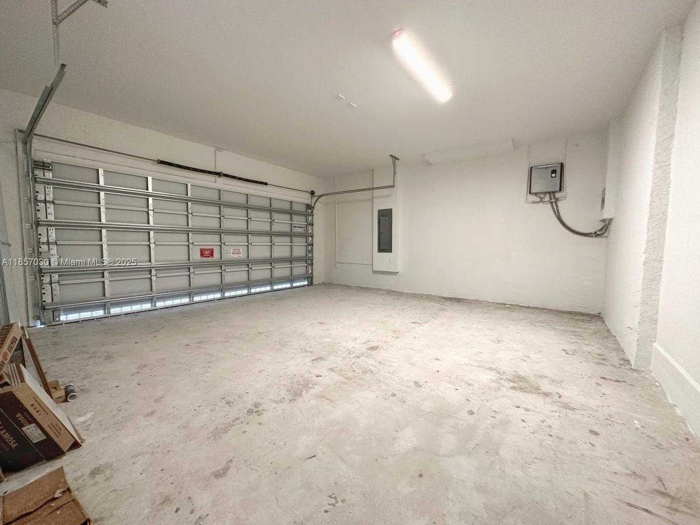 Small Image of 29022 SOUTH WEST 164TH AVE #29022, Homestead Number 25