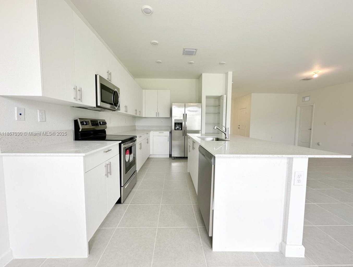 Small Image of 29022 SOUTH WEST 164TH AVE #29022, Homestead Number 4