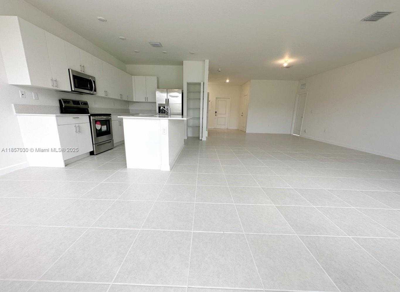 Small Image of 29022 SOUTH WEST 164TH AVE #29022, Homestead Number 5