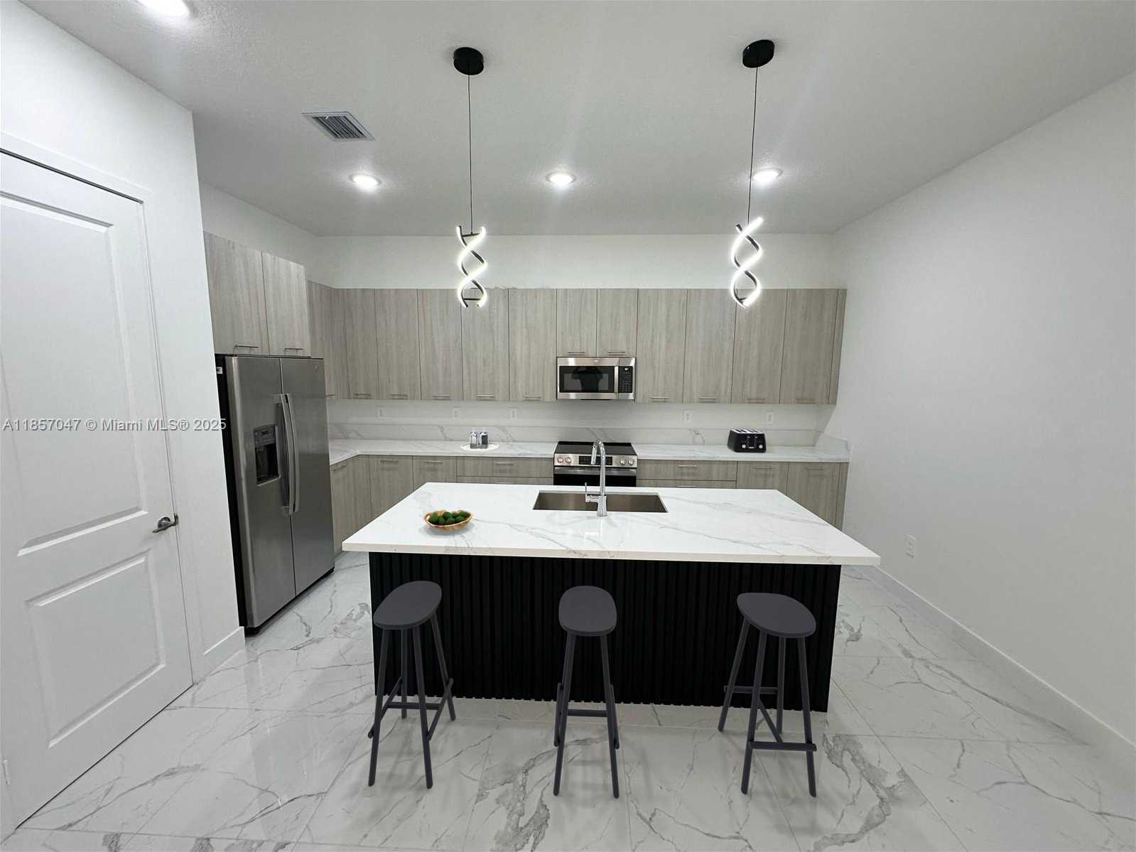 Small Image of 12308 SOUTH WEST 43RD ST, Davie Number 12