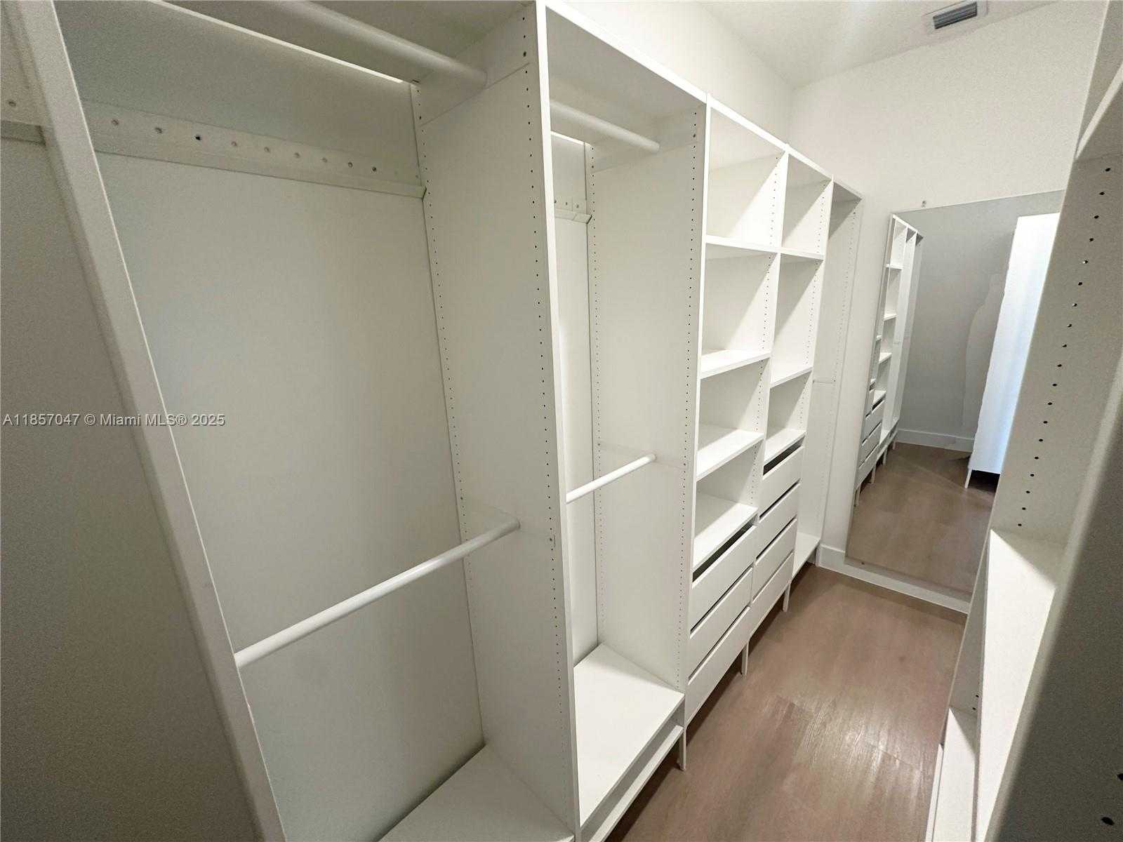 Small Image of 12308 SOUTH WEST 43RD ST, Davie Number 21