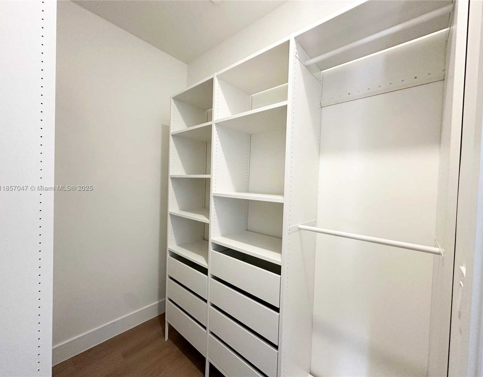 Small Image of 12308 SOUTH WEST 43RD ST, Davie Number 27