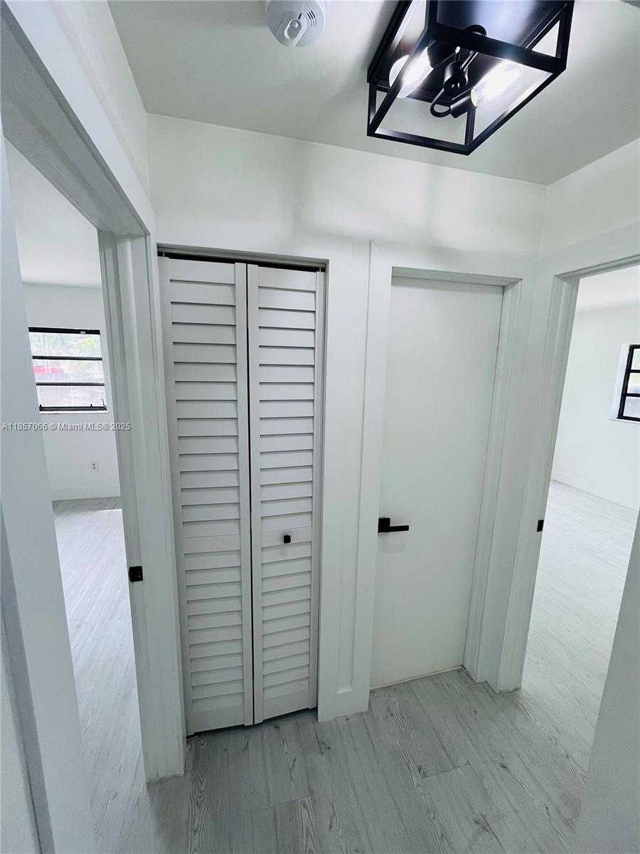 Small Image of 1707 SOUTH CURLEW LN, Homestead Number 11