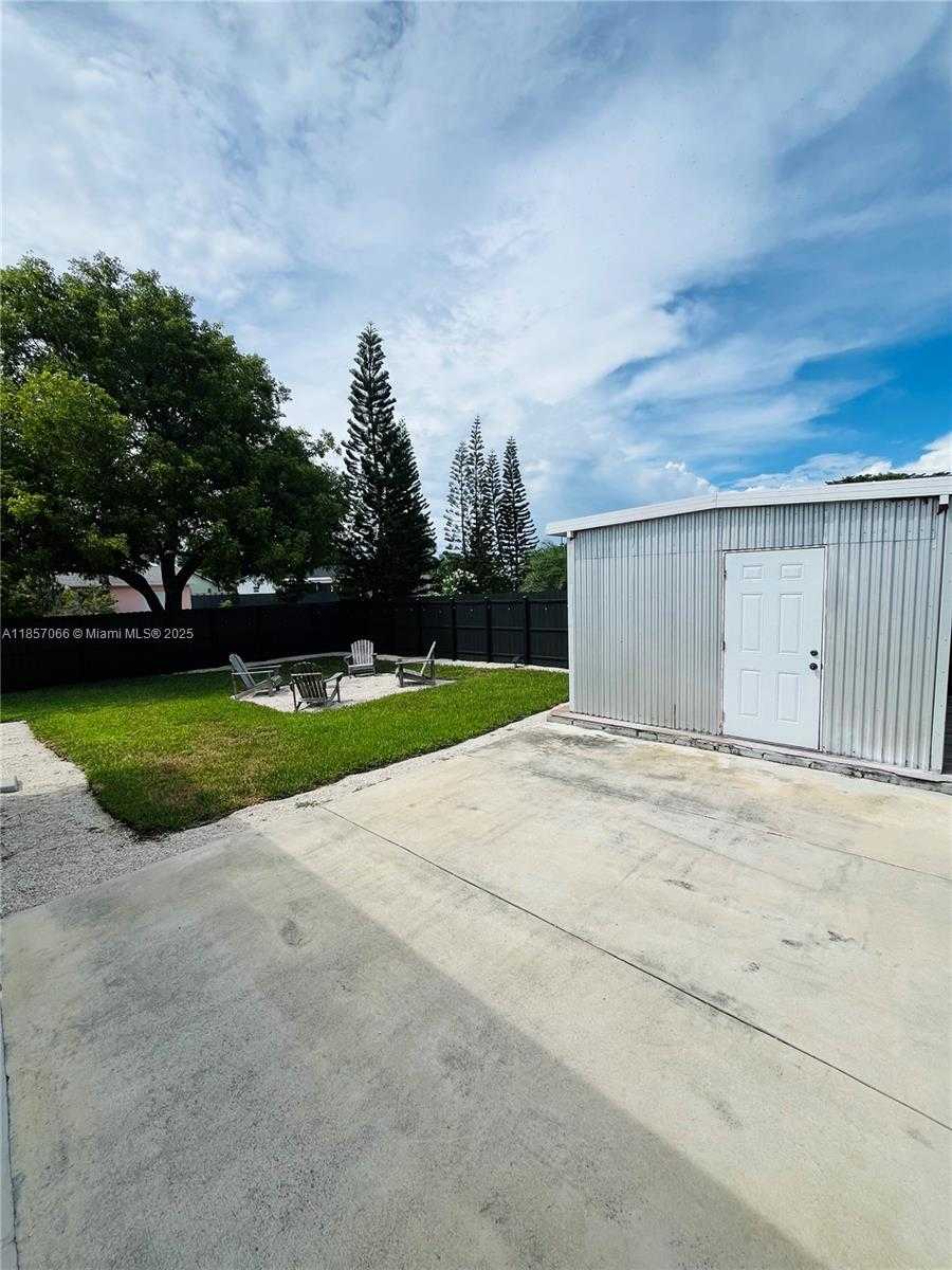 Small Image of 1707 SOUTH CURLEW LN, Homestead Number 17