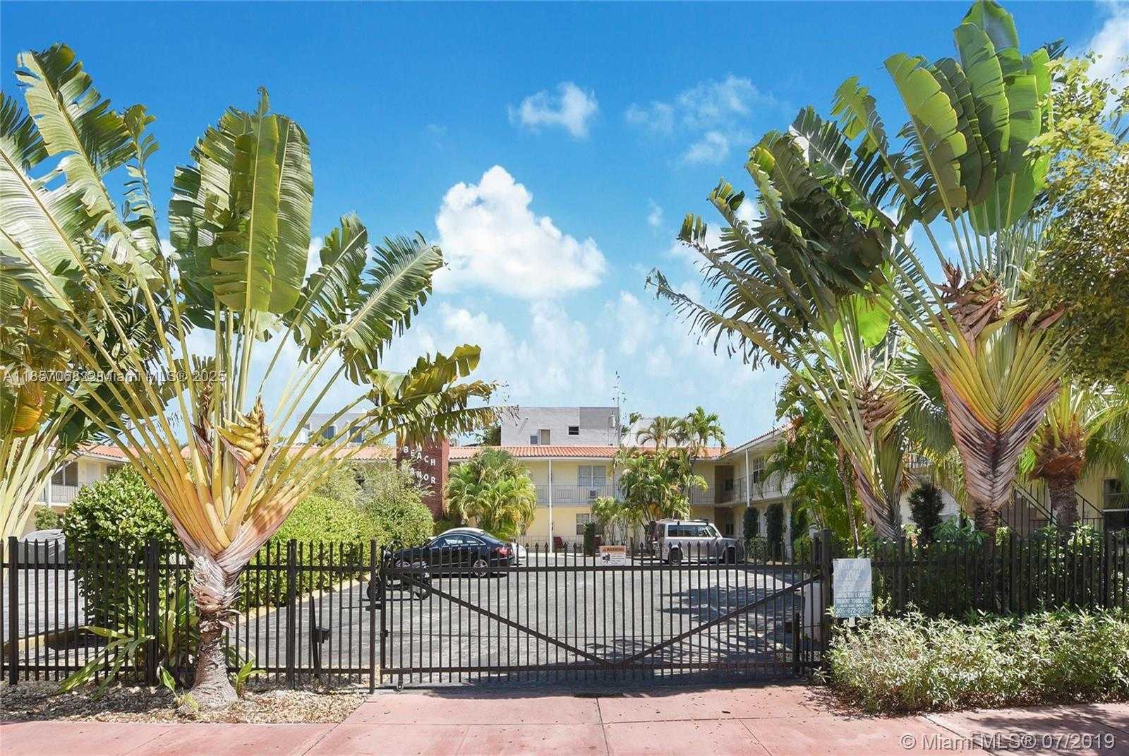Small Image of 345 MICHIGAN AVE #17, Miami Beach Number 11