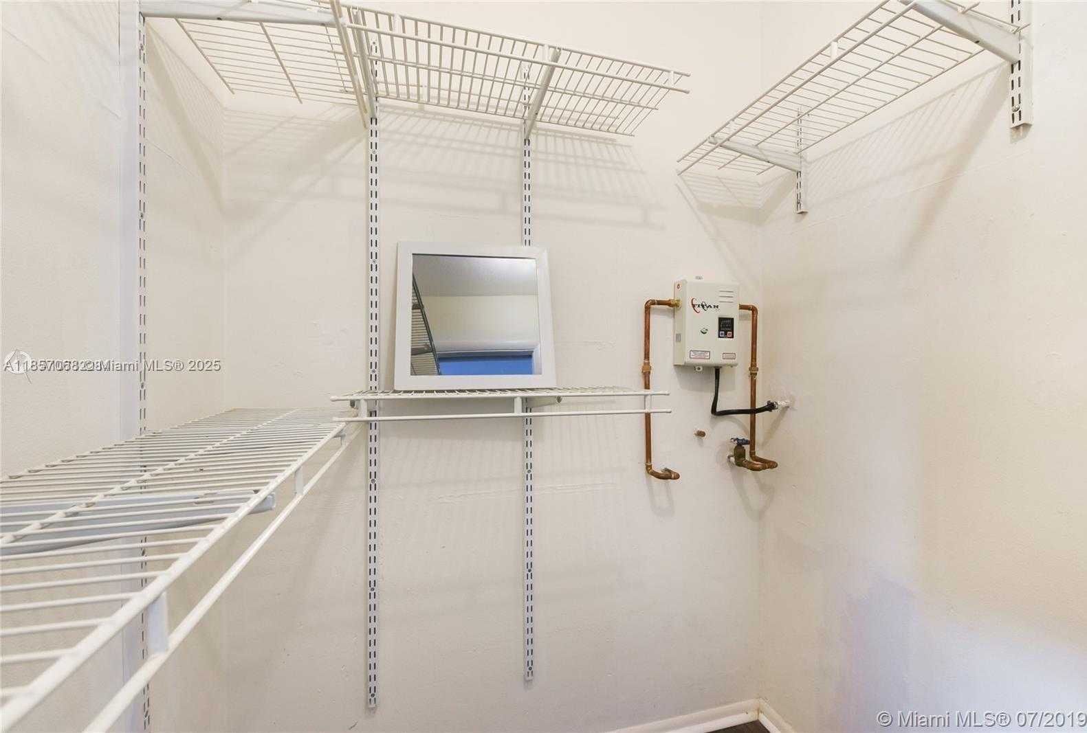 Small Image of 345 MICHIGAN AVE #17, Miami Beach Number 7