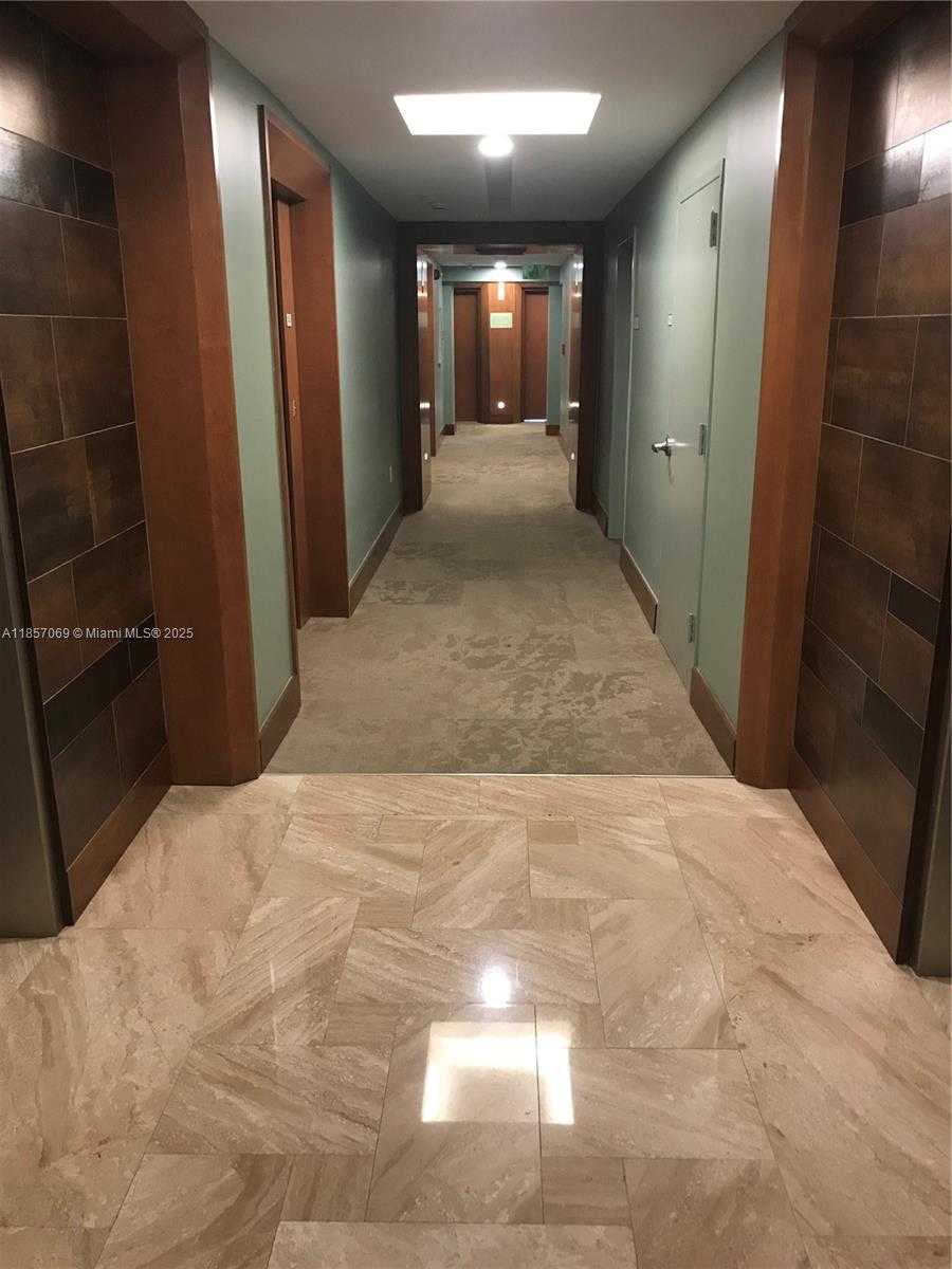 Small Image of 31 SOUTH EAST 5TH ST #405, Miami Number 13