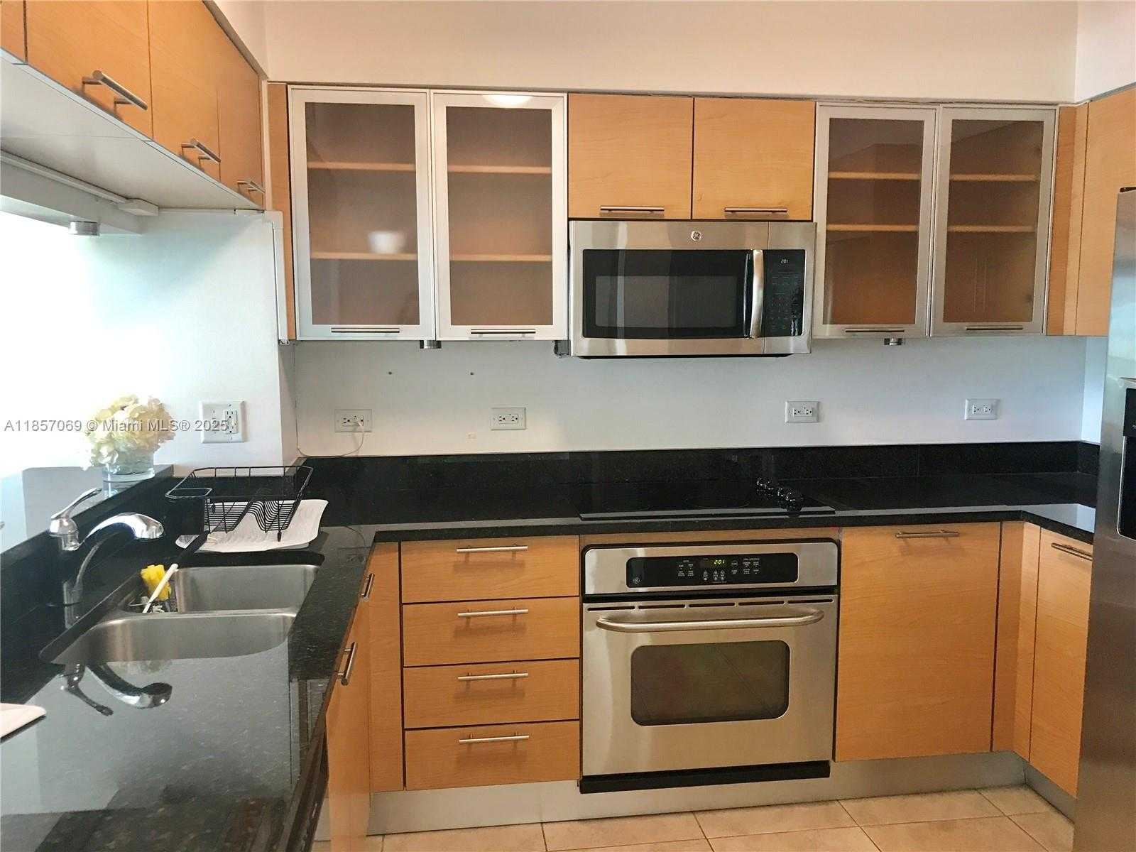 Small Image of 31 SOUTH EAST 5TH ST #405, Miami Number 6