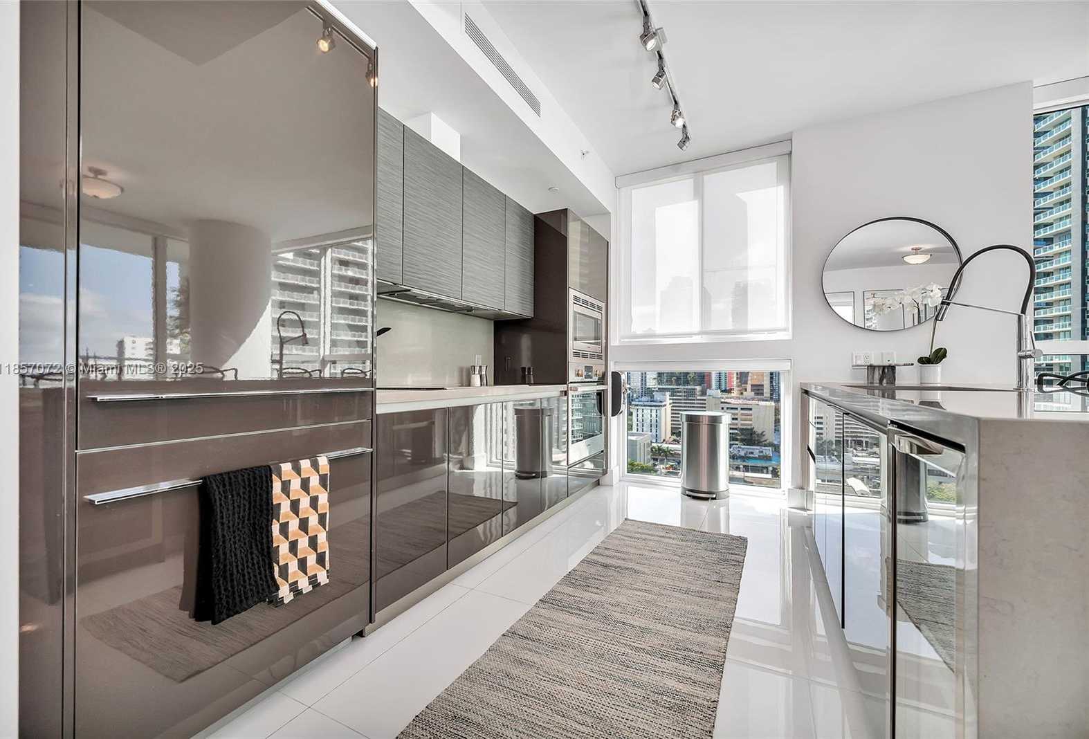 Small Image of 1080 BRICKELL AVE #1601, Miami Number 12