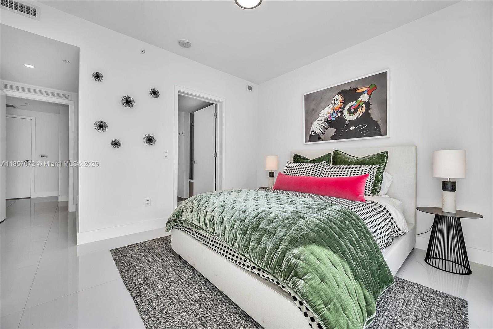 Small Image of 1080 BRICKELL AVE #1601, Miami Number 18
