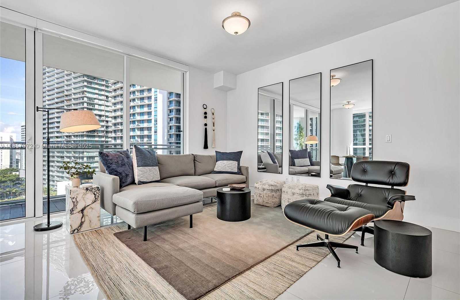 Small Image of 1080 BRICKELL AVE #1601, Miami Number 3