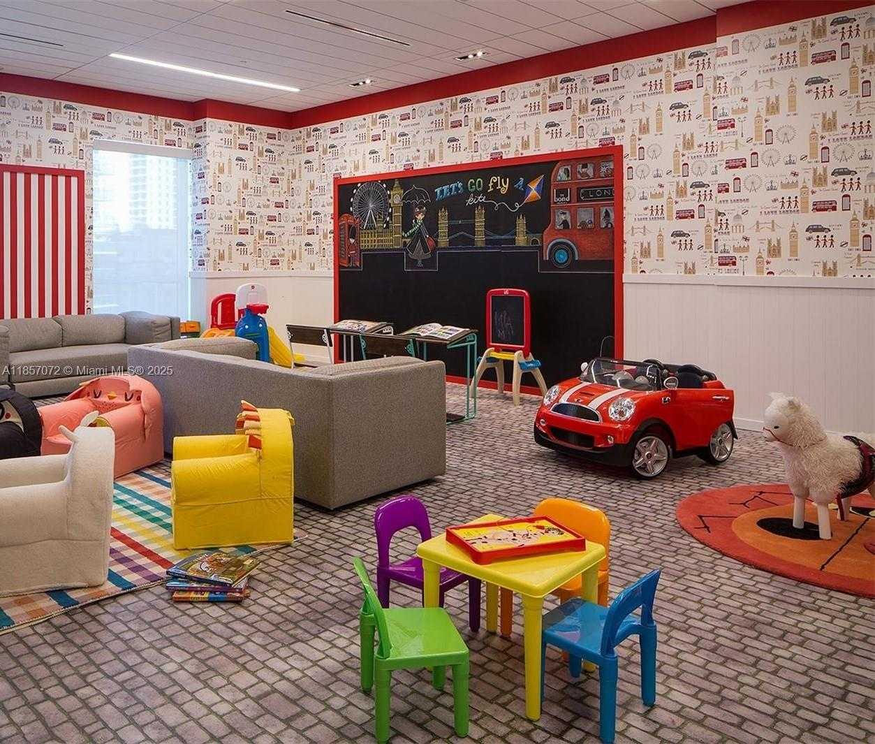 Small Image of 1080 BRICKELL AVE #1601, Miami Number 37