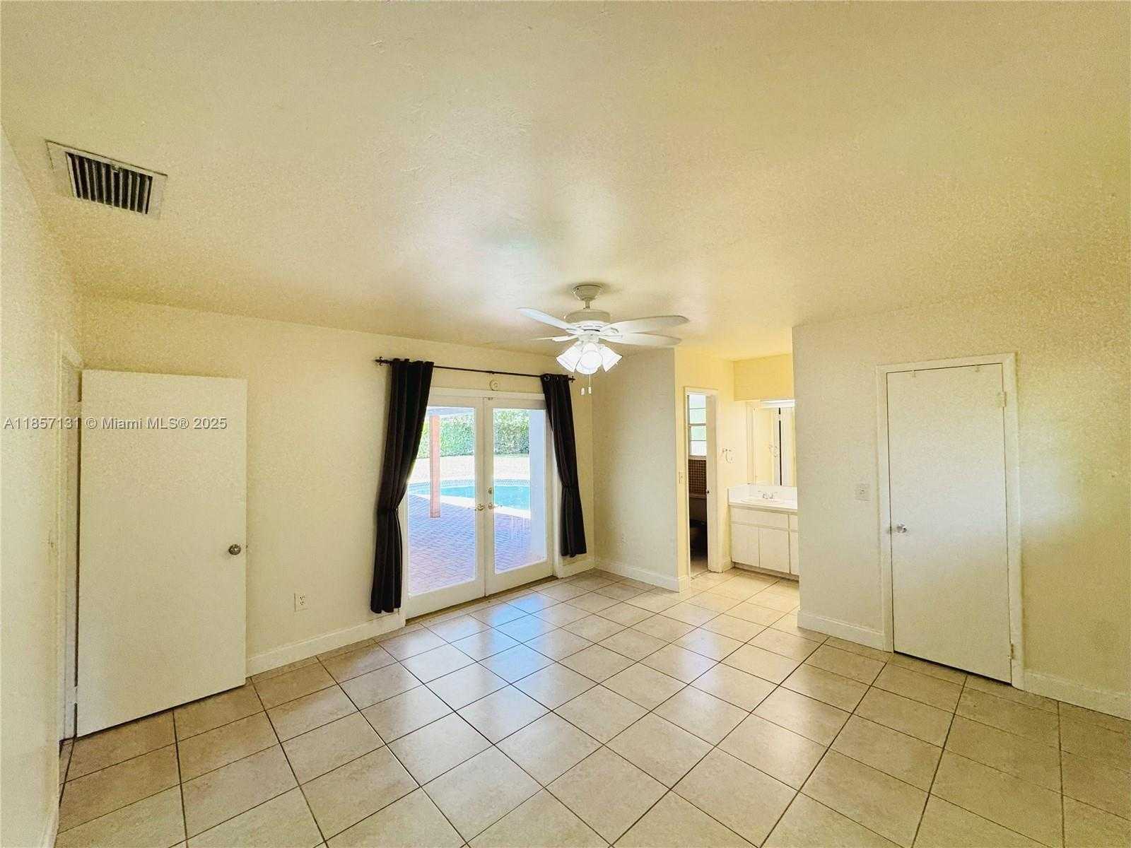 Small Image of 7485 SOUTH WEST 126TH ST, Pinecrest Number 21