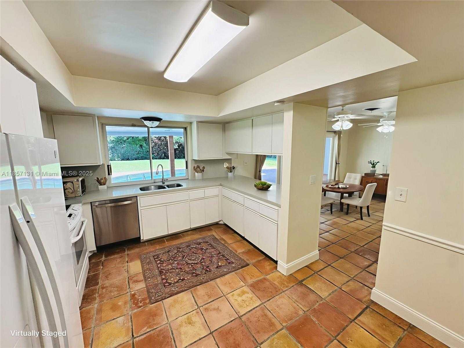 Small Image of 7485 SOUTH WEST 126TH ST, Pinecrest Number 5