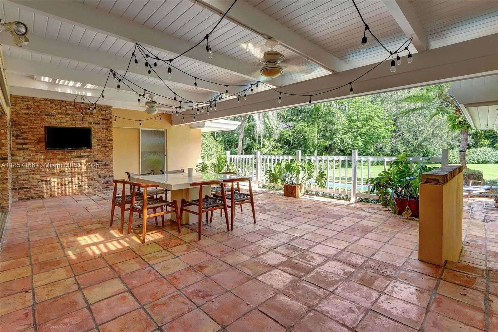 Small Image of 6255 SOUTH WEST 92ND ST, Pinecrest Number 21