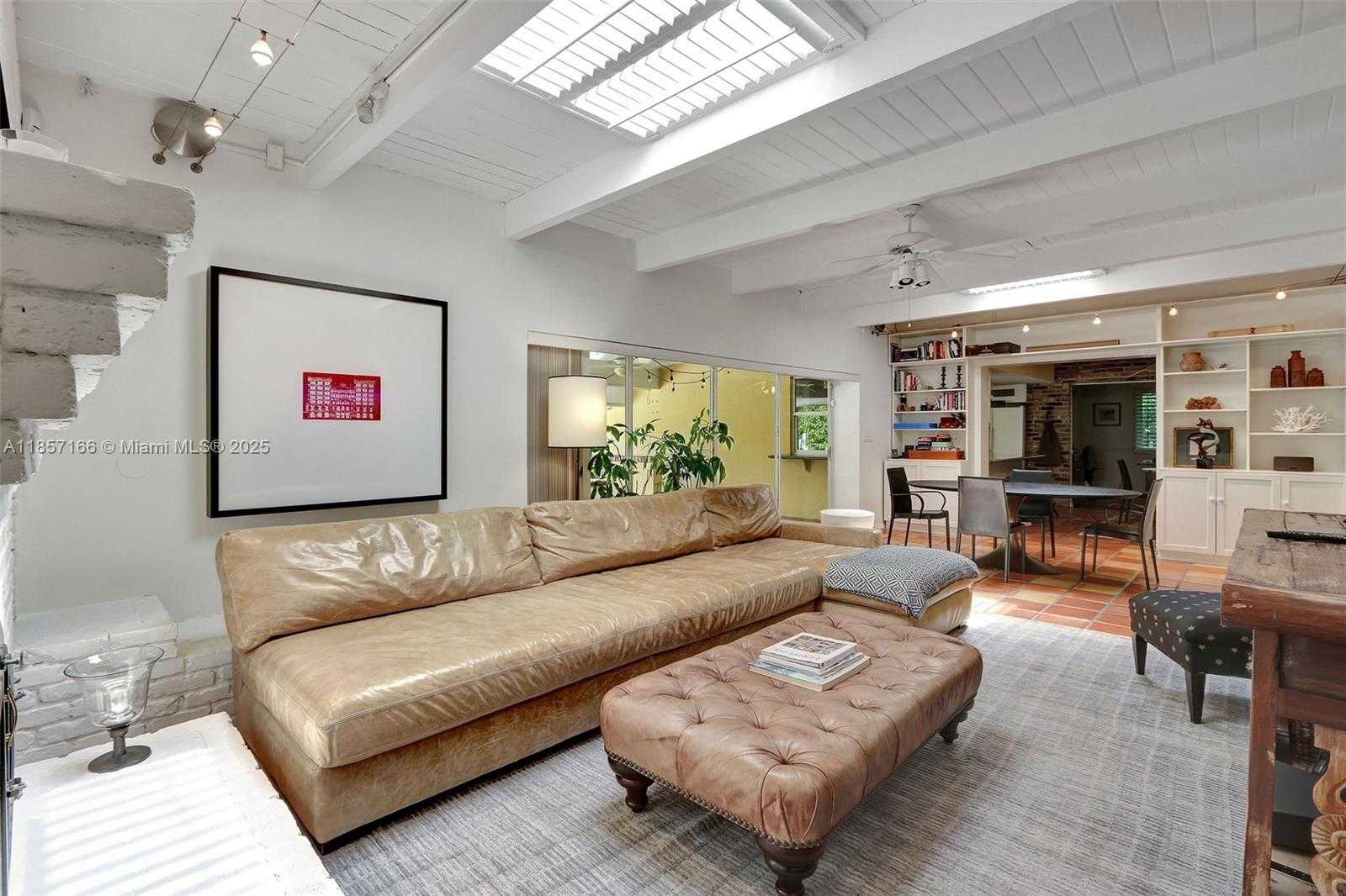 Small Image of 6255 SOUTH WEST 92ND ST, Pinecrest Number 7