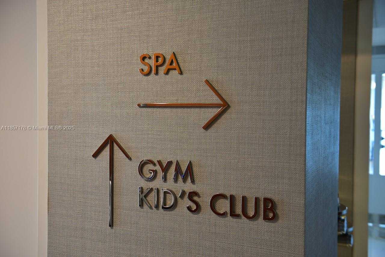 Imagen de Pequeño Objeto